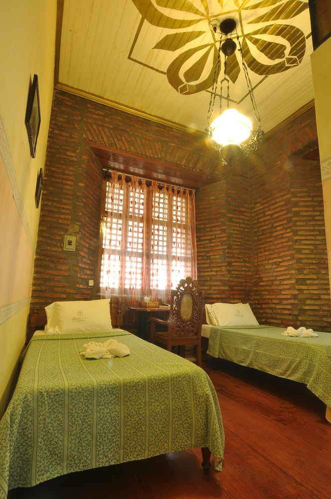Zen Rooms Grandpa'S Inn 비간 외부 사진