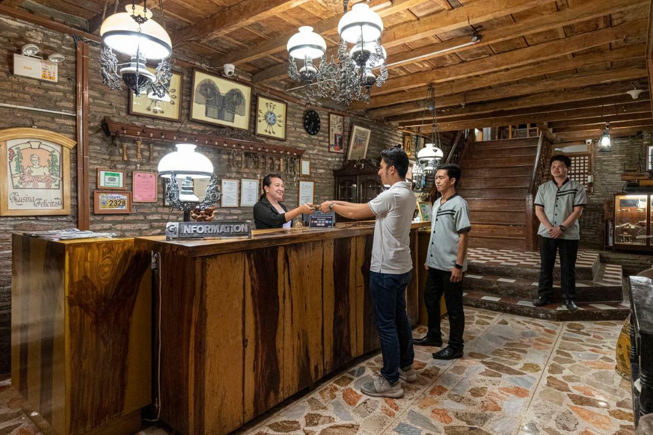 Zen Rooms Grandpa'S Inn 비간 외부 사진